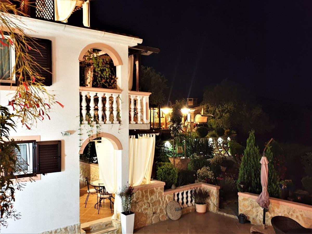 Apartments Katicin Poljana  ภายนอก รูปภาพ