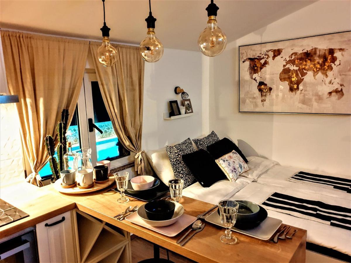 Apartments Katicin Poljana  ภายนอก รูปภาพ