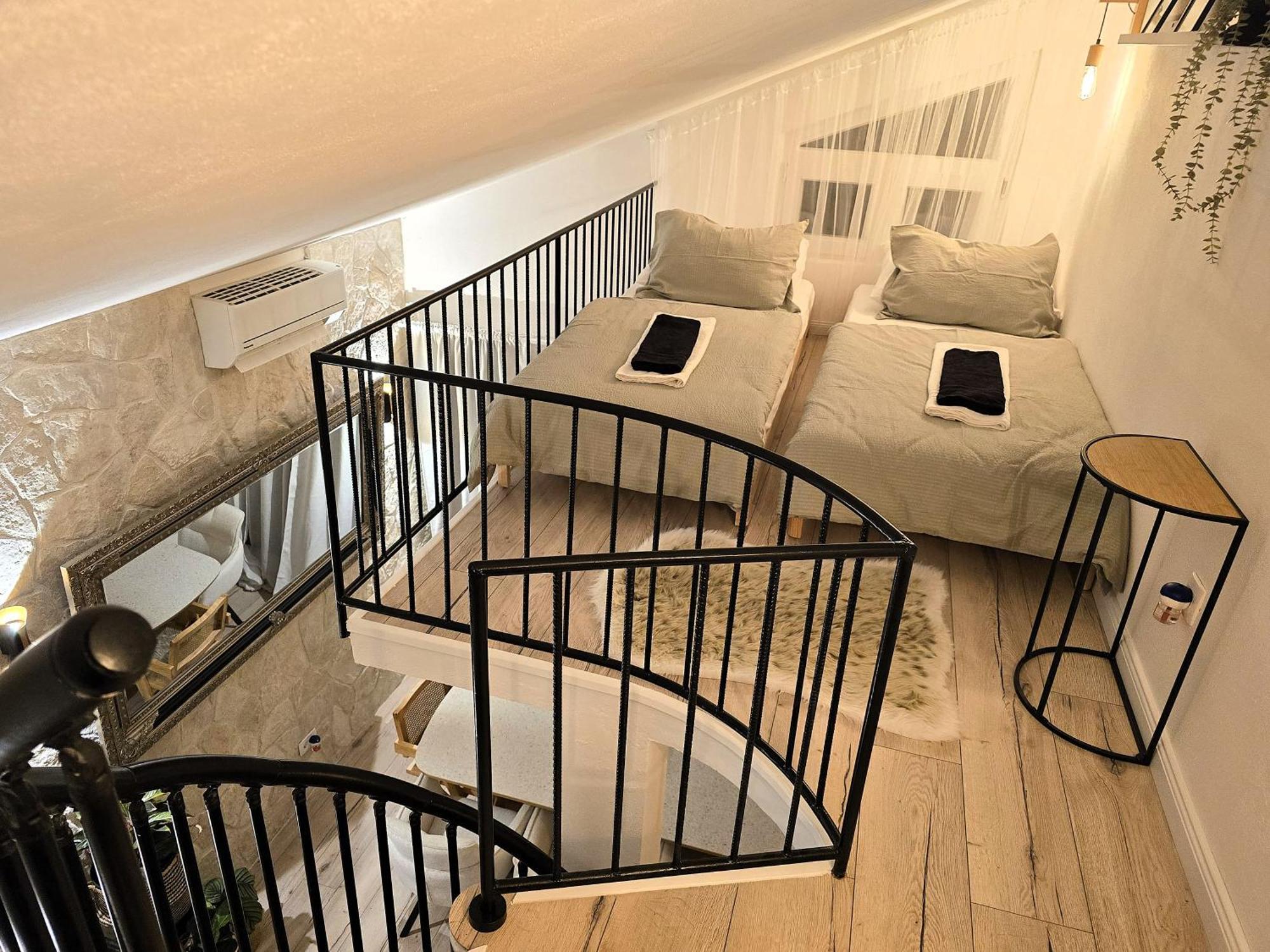 Apartments Katicin Poljana  ภายนอก รูปภาพ